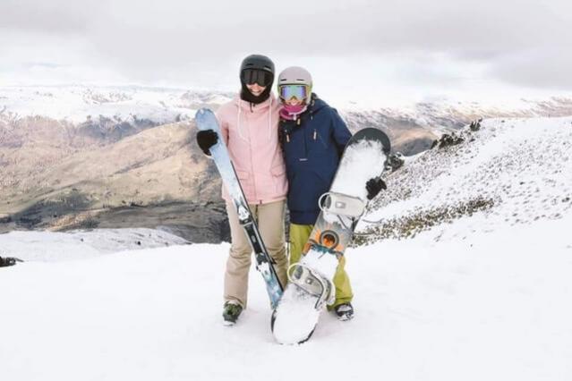 Maddy snowboarding